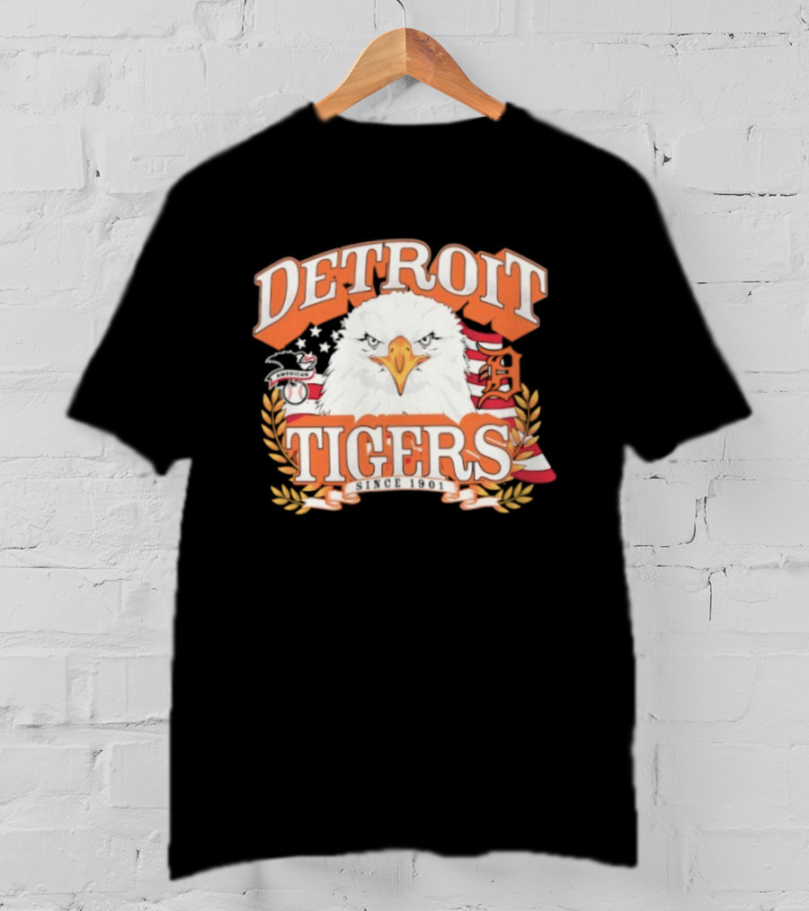 Detroit Tigers Eagle Emblem With American Flag And Stars T-Shirt
