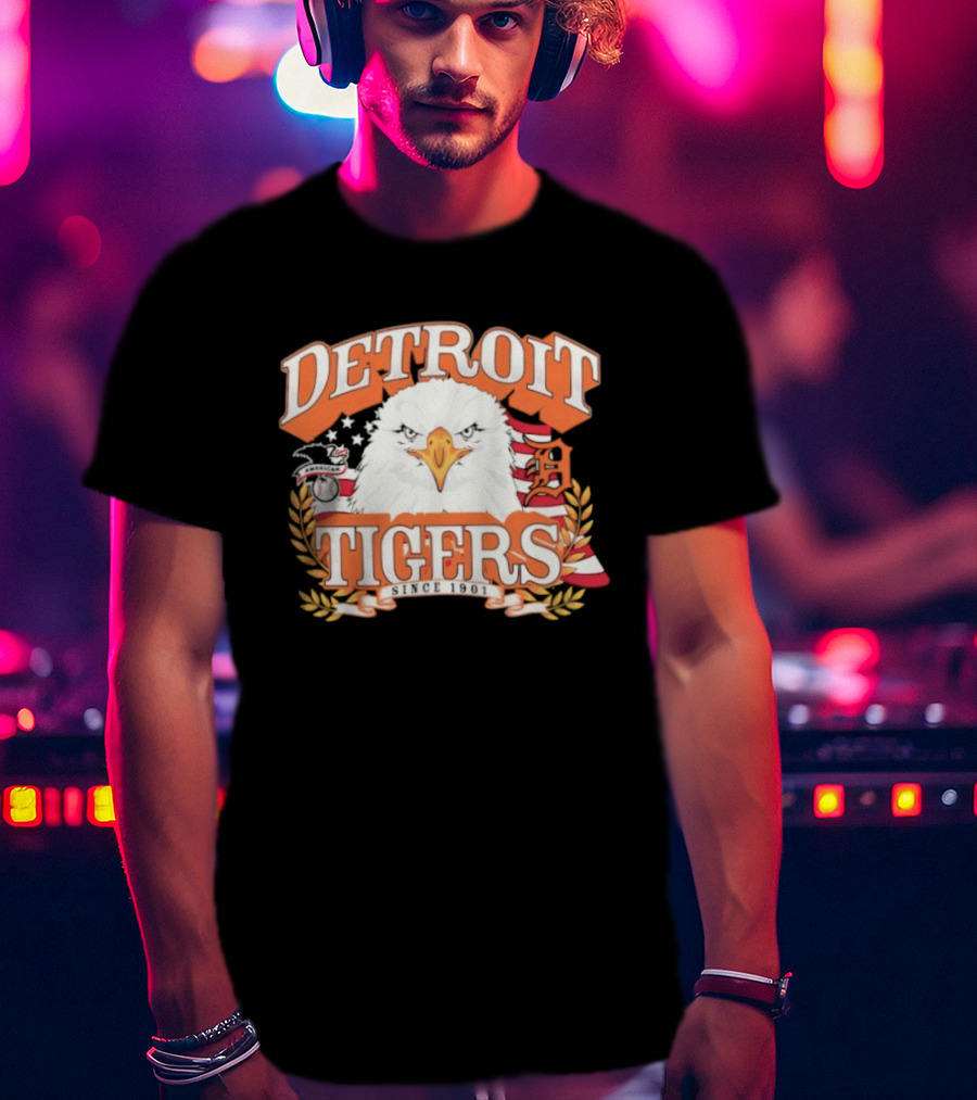 Detroit Tigers Eagle Emblem With American Flag And Stars T-Shirt
