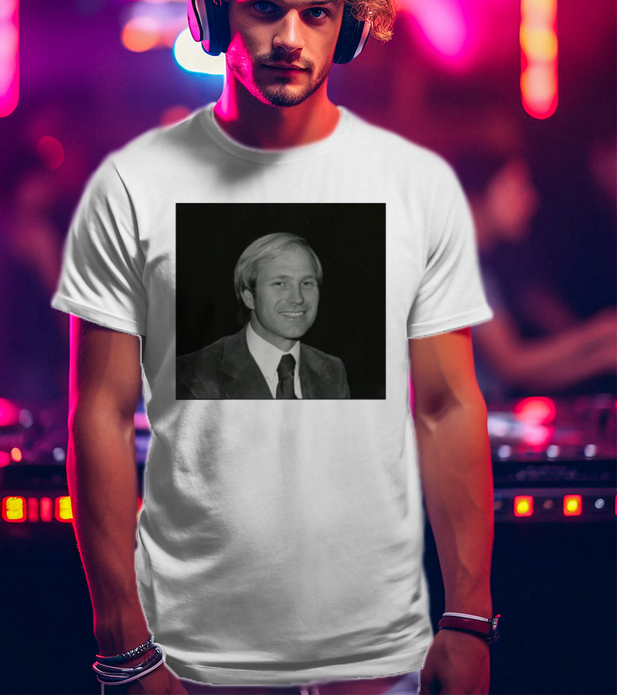Larry King Ex Husband Of Billie Jean King Women's Pro Tennis Growth 81 T-Shirt