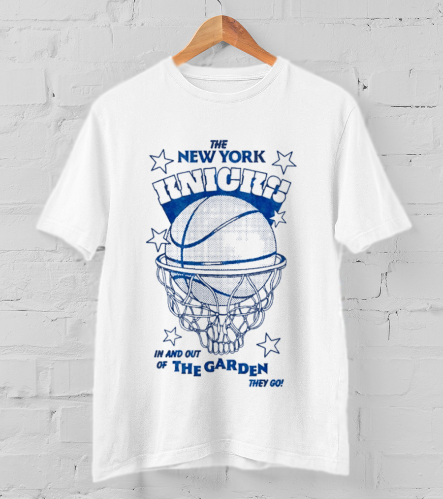 New York Knicks Basketball In And Out Of The Garden Starry Night T-Shirt