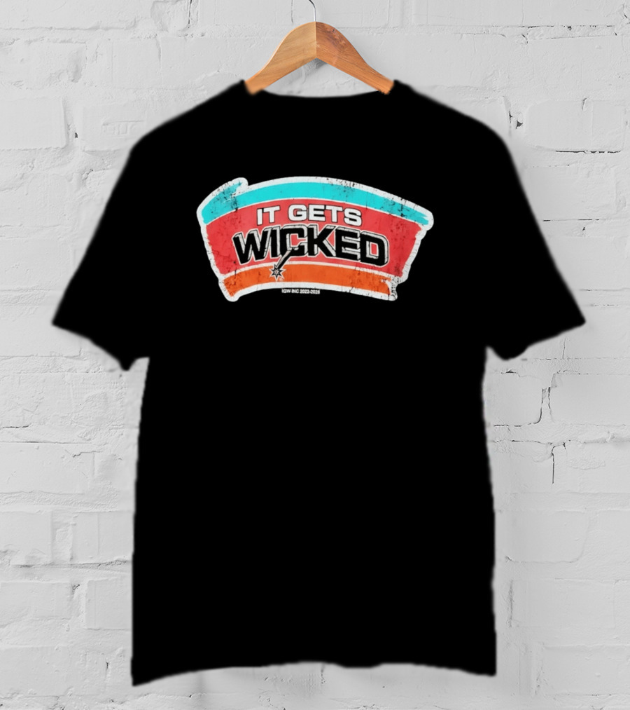 It Gets Wicked Spurs Fiesta Distressed Retro Vintage 2023 T-Shirt