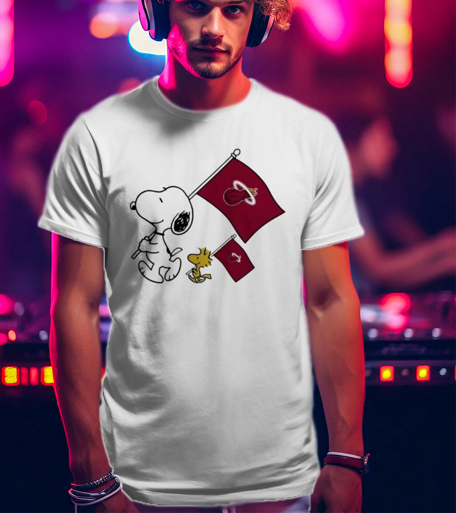 Miami Heat Snoopy Woodstock Miami Heat Flags T-Shirt