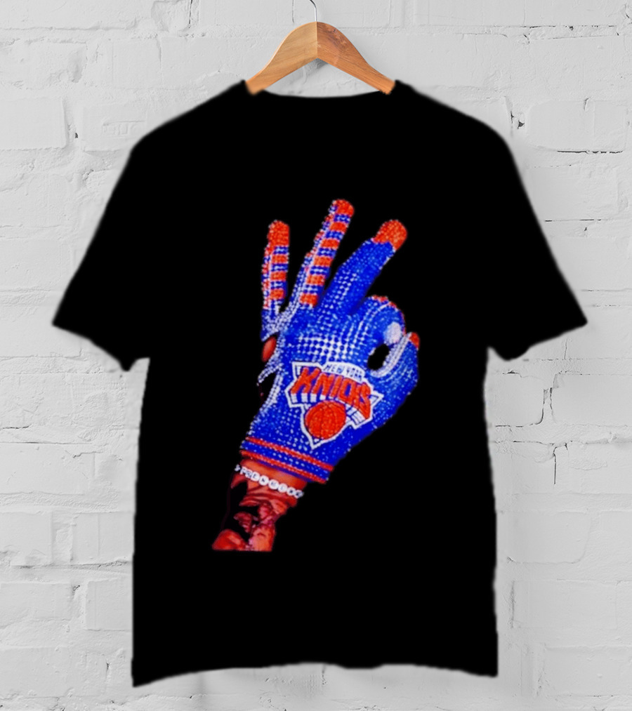 New York Knicks NBA Frenchoo Basketball Fan Glove T-Shirt