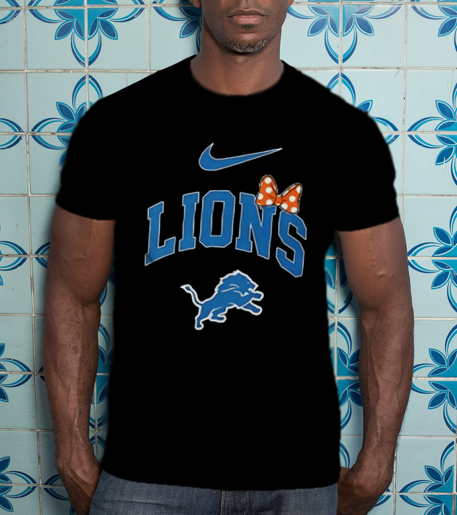Detroit Lions Boo To You Fa Boo Lous Rugby Sports Team Halloween Bow T-Shirt