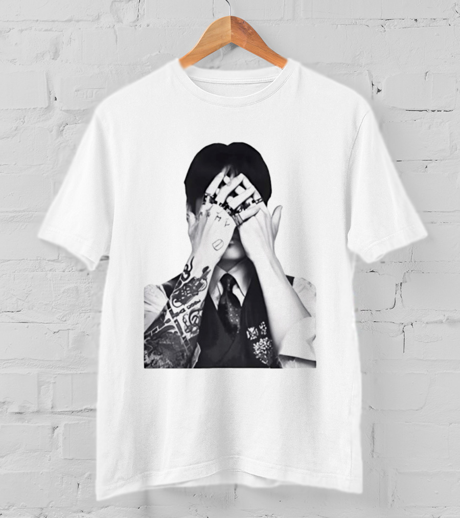 Jungkook BTS Tattoo Hands Rings Black And White Aesthetic T-Shirt