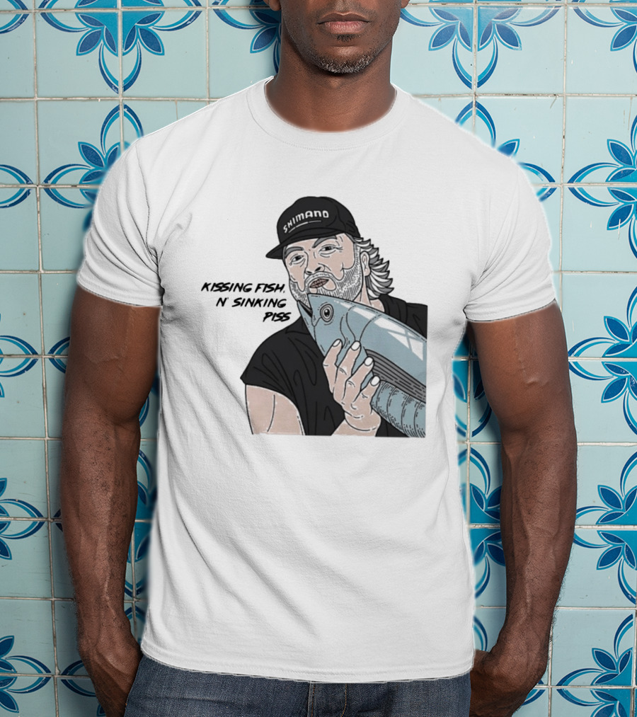 Kissing Fish N Sinking Piss Shimano Cap Beard Fisherman T-Shirt