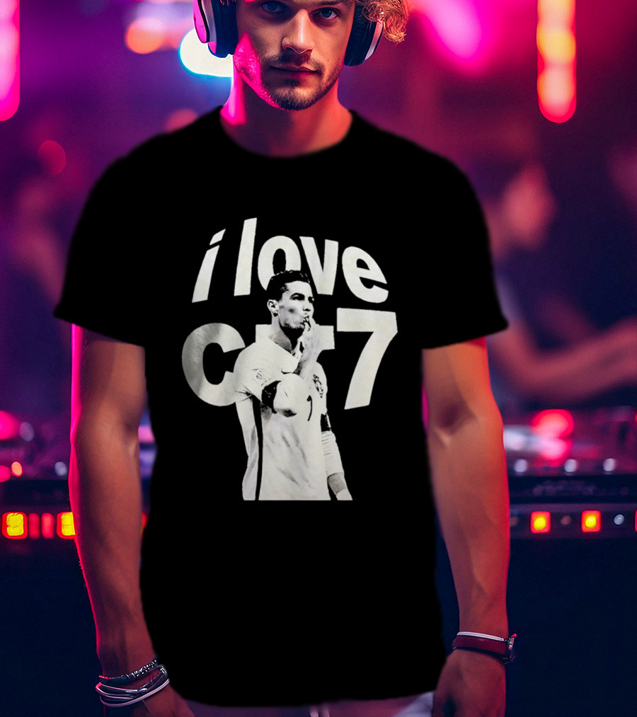 Cristiano Ronaldo I Love CR7 Image Al Nassr GOAT T-Shirt