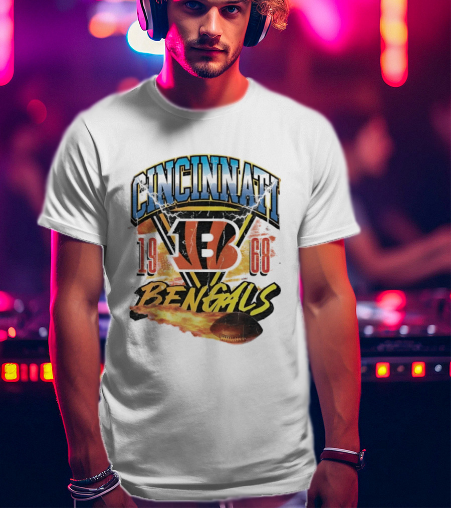 Cincinnati Bengals 1968 Flaming Football Vintage NFL T-Shirt