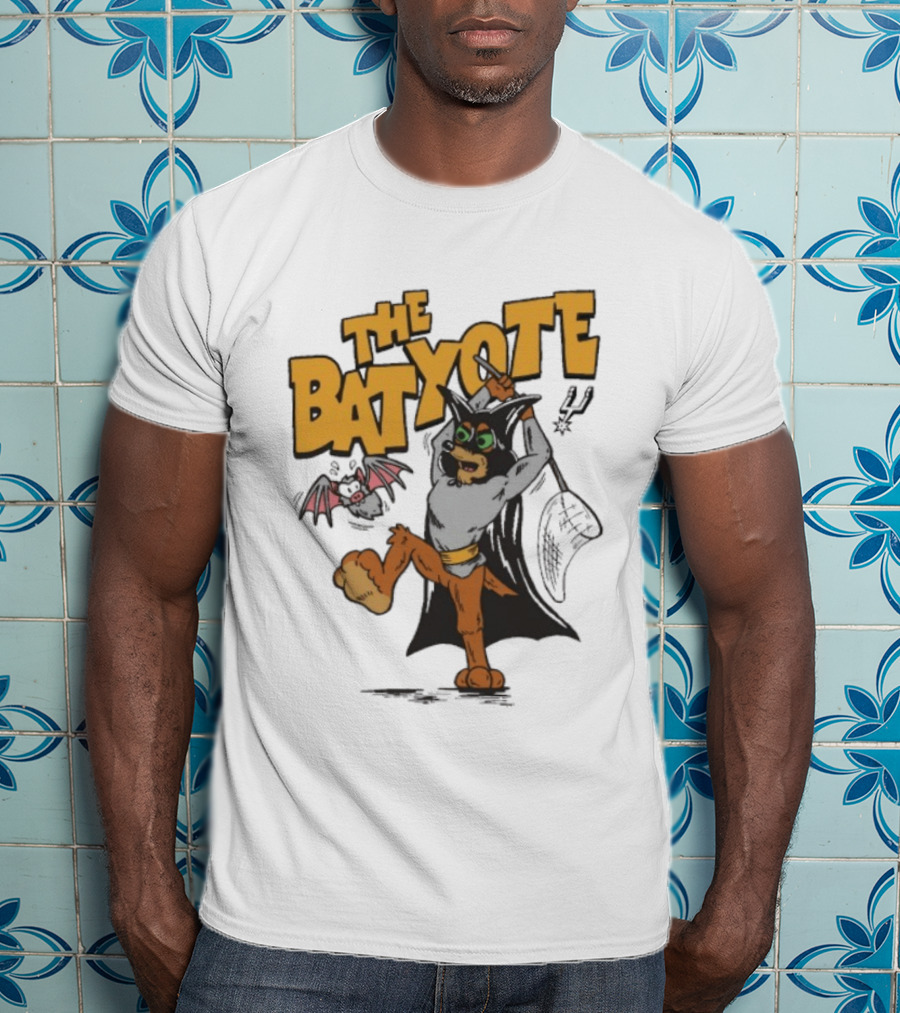San Antonio Spurs The Batyote Character With Cape And Bat T-Shirt