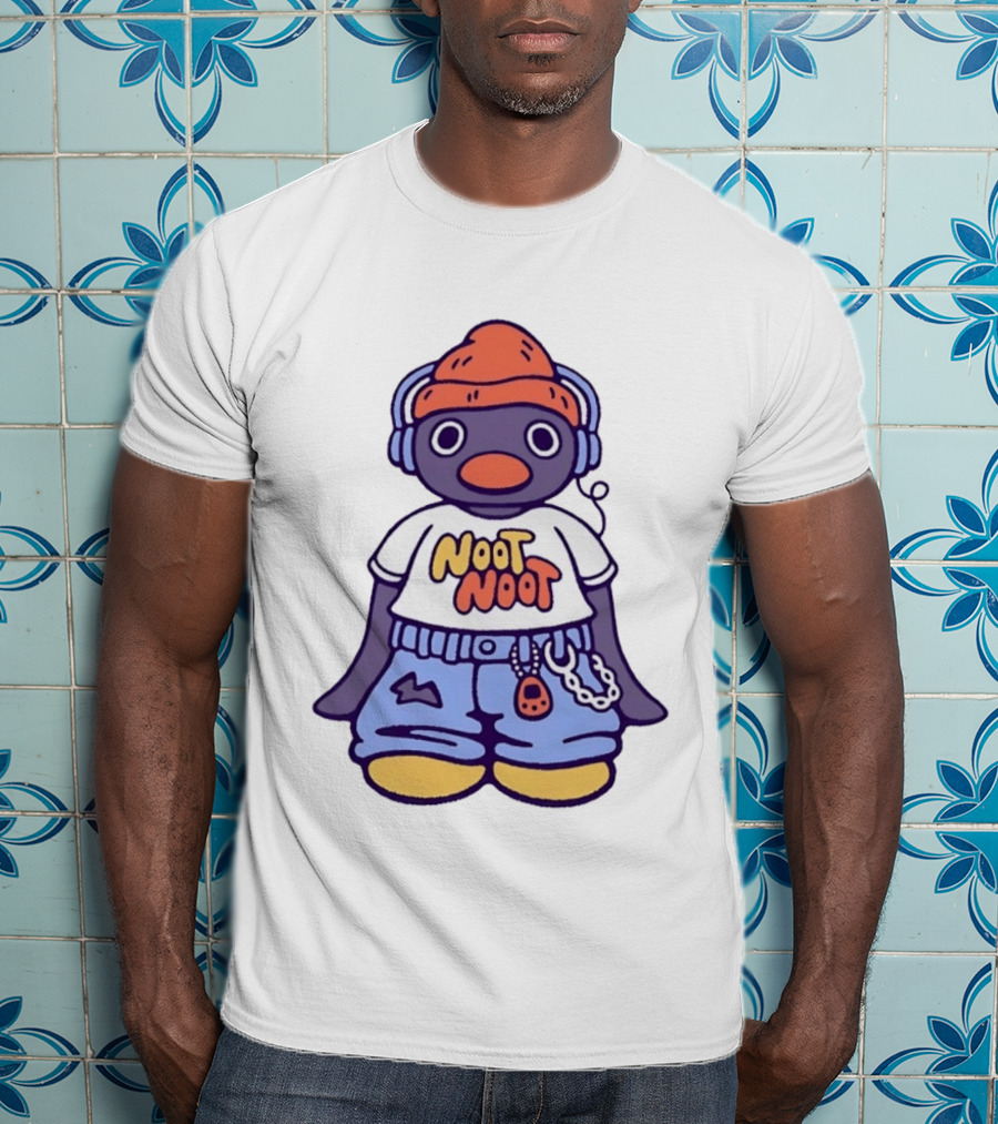 Noot Noot Pingu Penguin With Headphones And Beanie T-Shirt