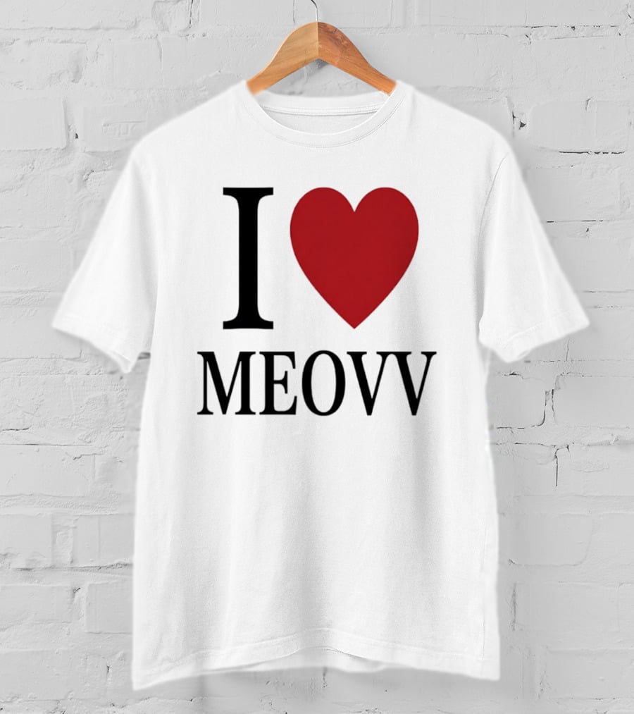 I Heart Meovv T-Shirt