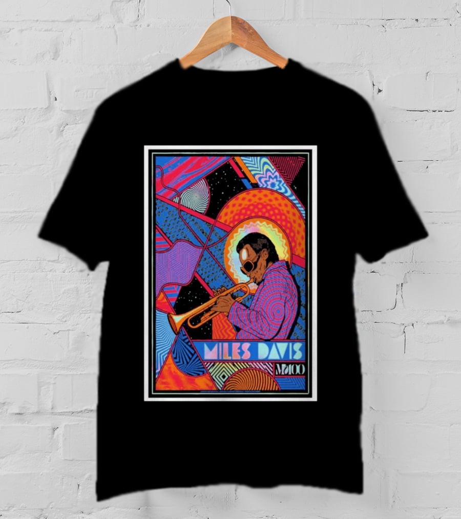 Miles Davis M100 Vibrant Foil Psychedelic Jazz Artistry Trumpet Player T-Shirt
