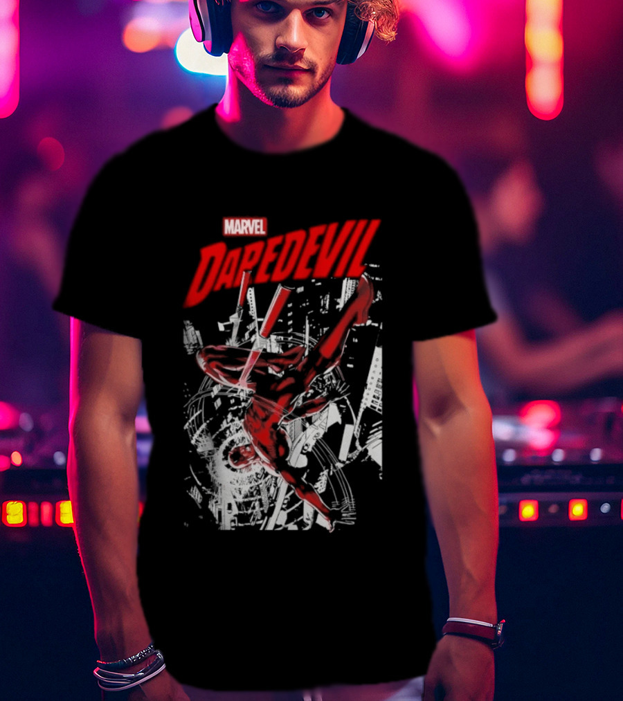 Marvel Daredevil Dynamic Acrobatics Comic Burst T-Shirt