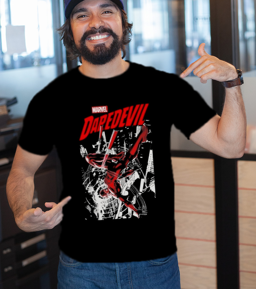 Marvel Daredevil Dynamic Acrobatics Comic Burst T-Shirt