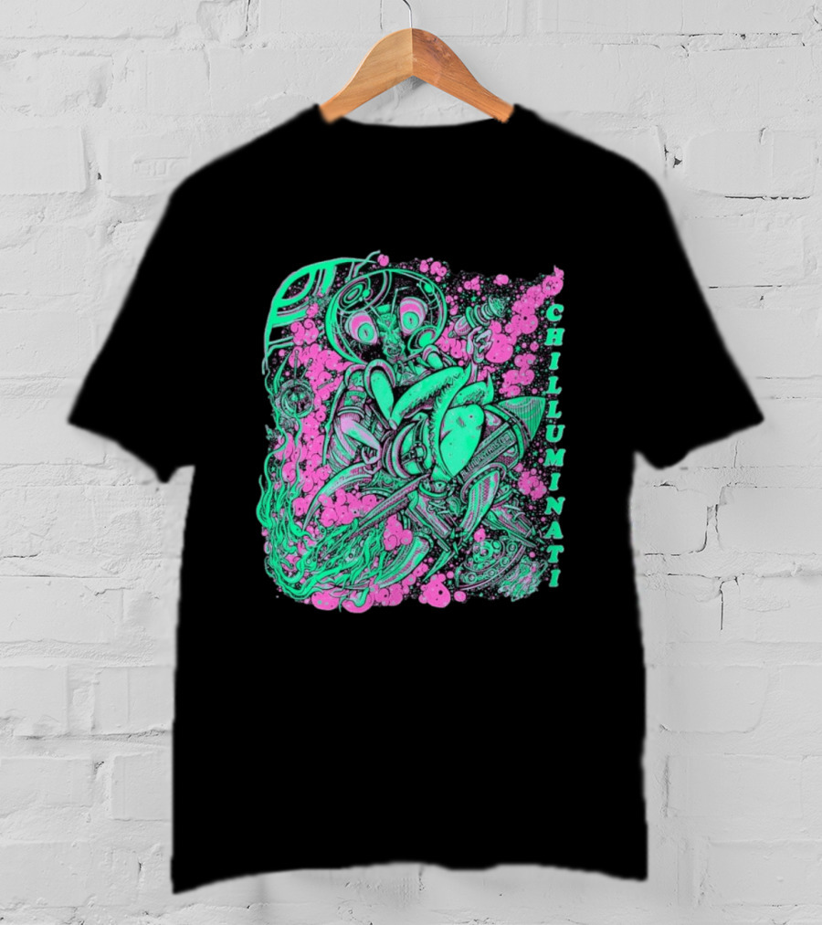 Chilluminati Alien Mantid Retro Comic Style Psychedelic T-Shirt