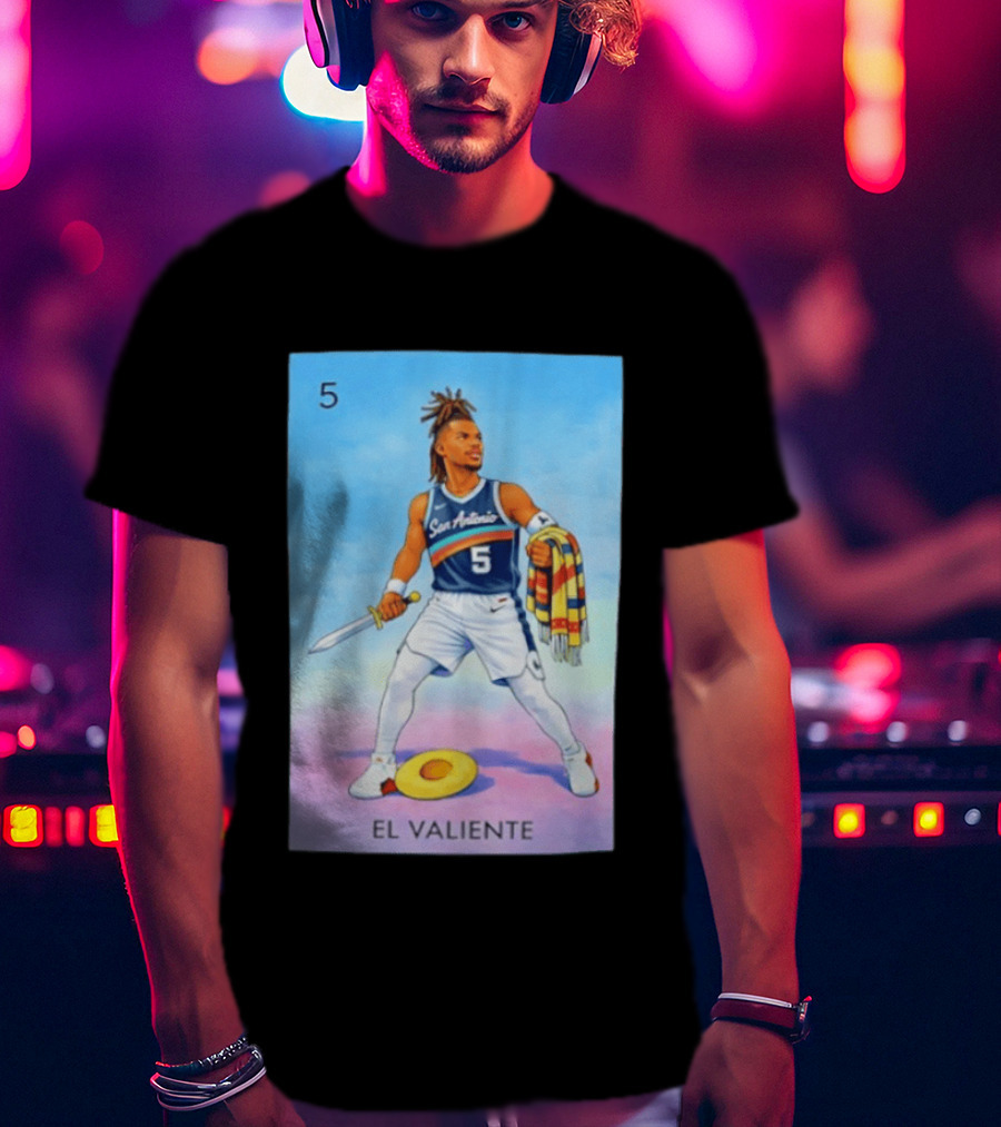 San Antonio Spurs El Valiente Stephon Castle Lotería Card T-Shirt