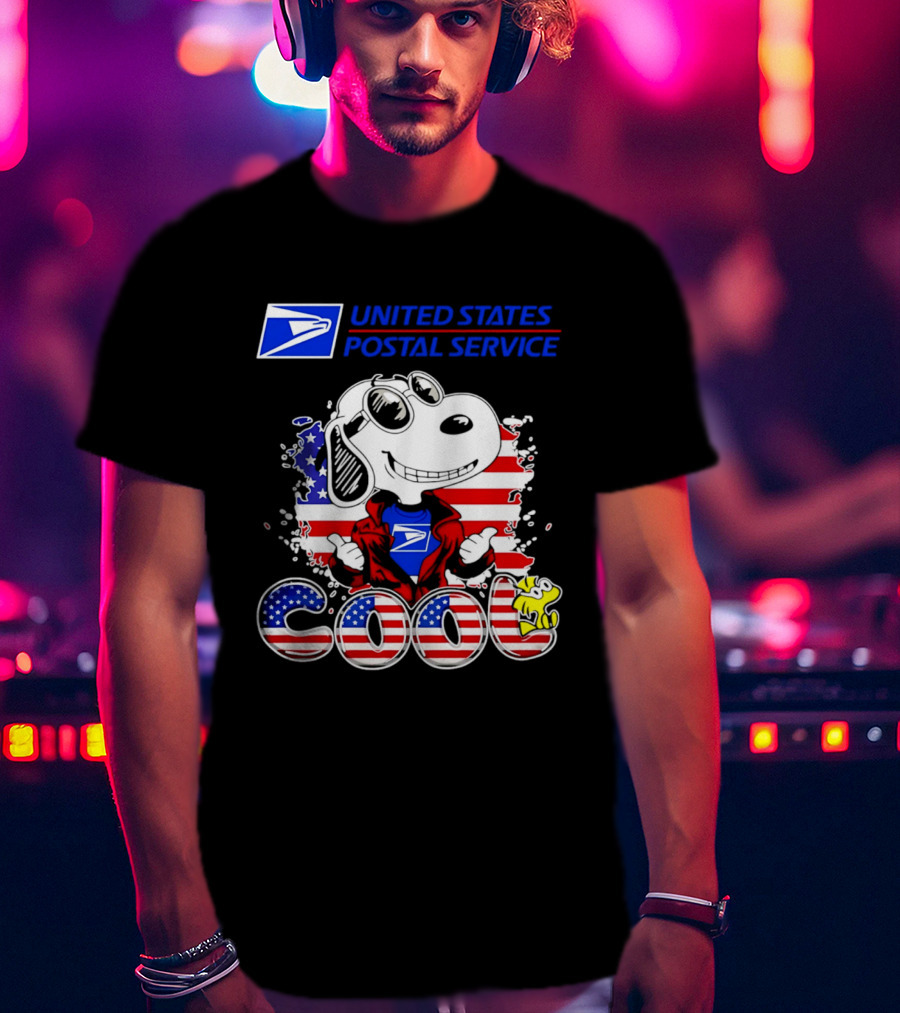 United States Postal Service Snoopy American Flag Cool 250th T-Shirt