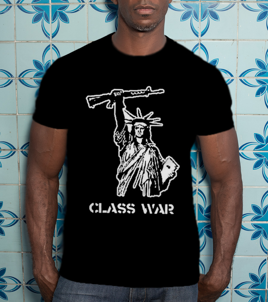 Statue Of Liberty AK 47 Class War New York USA T-Shirt