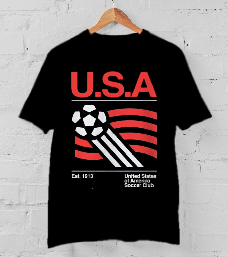 U.S.A. Est. 1913 United States Soccer Club Ball Flag T-Shirt
