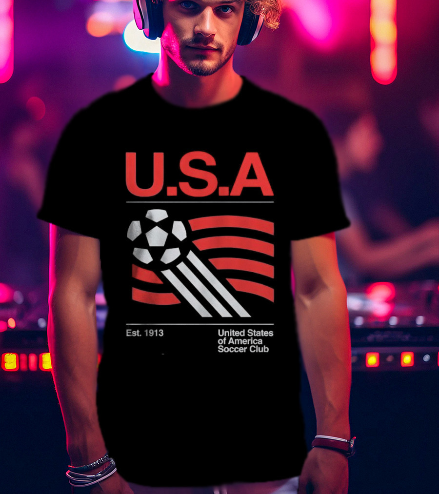 U.S.A. Est. 1913 United States Soccer Club Ball Flag T-Shirt