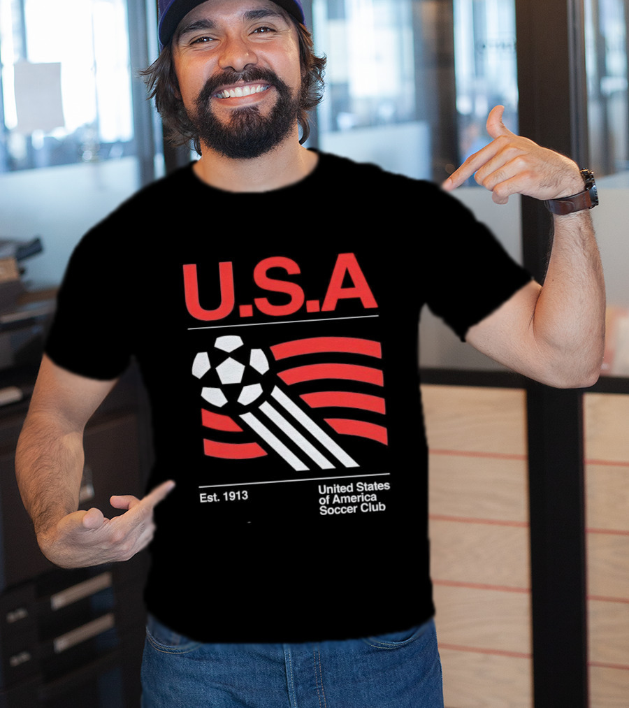 U.S.A. Est. 1913 United States Soccer Club Ball Flag T-Shirt