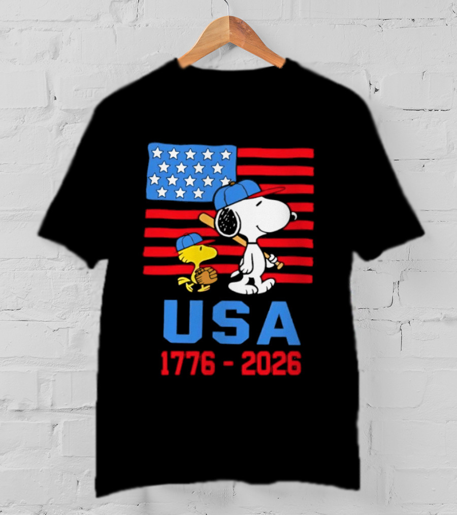 Snoopy Woodstock Peanuts USA Baseball American Flag 1776 2026 T-Shirt