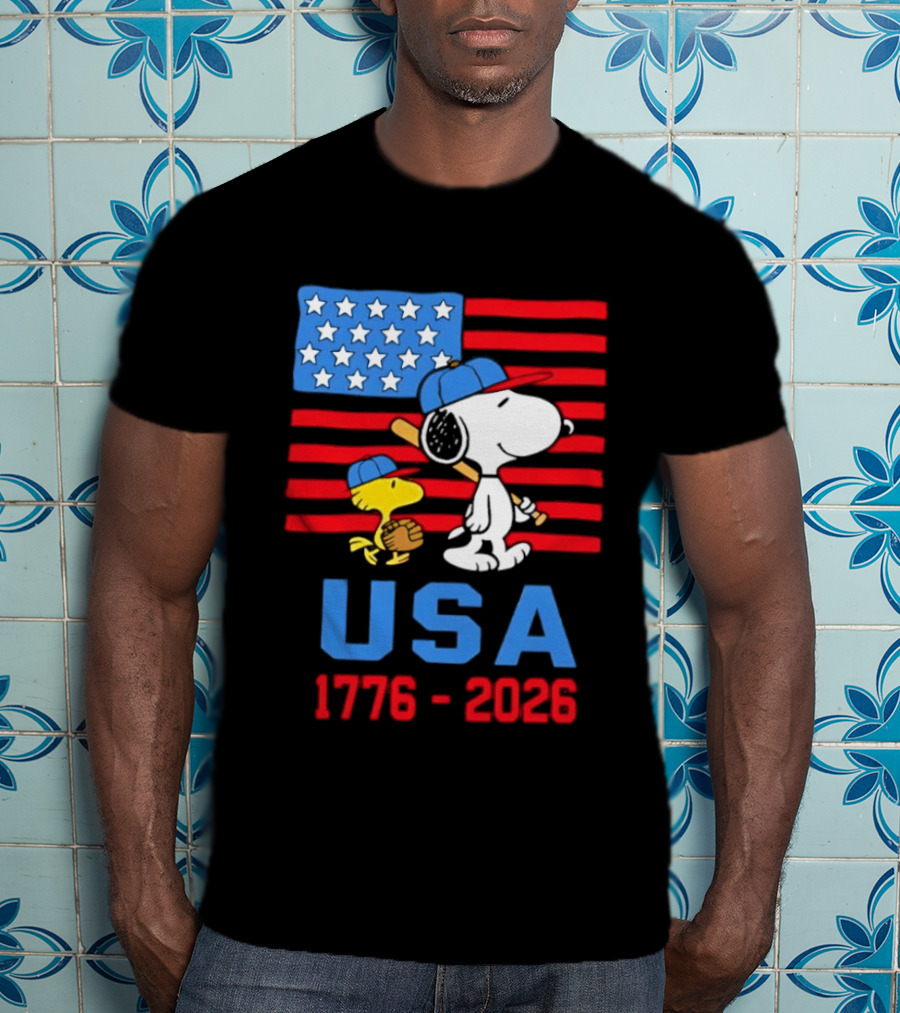 Snoopy Woodstock Peanuts USA Baseball American Flag 1776 2026 T-Shirt