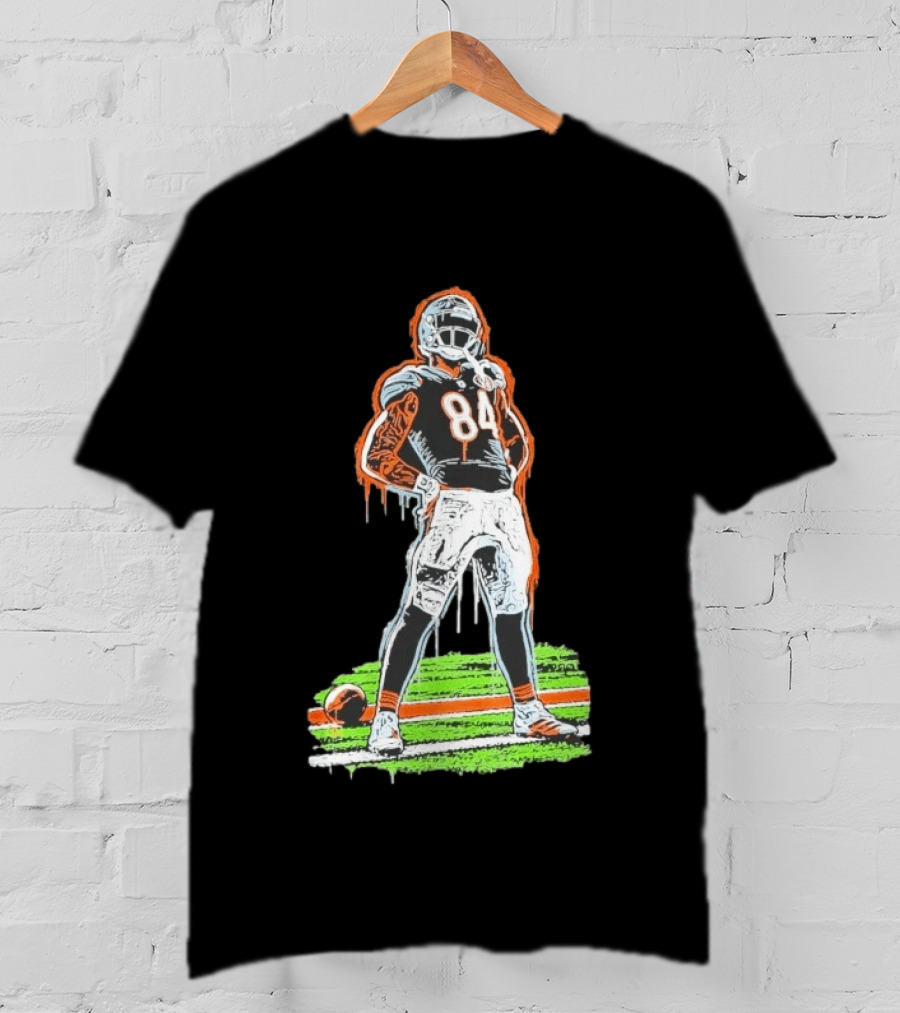 Chicago Bears Number 84 NFL Player Artwork Football Team Fan T-Shirt