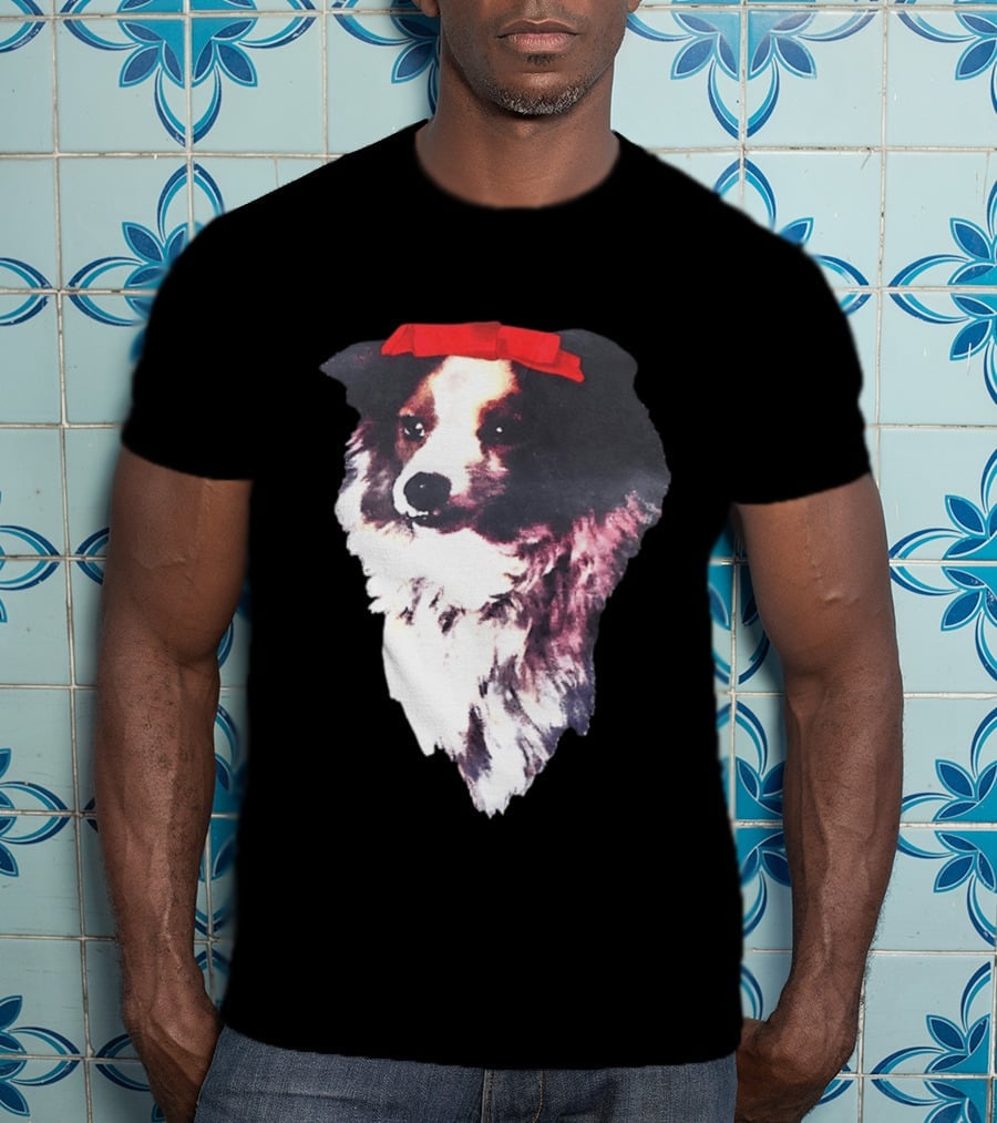 Sabrina Carpenter Collie Dog With Red Bow T-Shirt