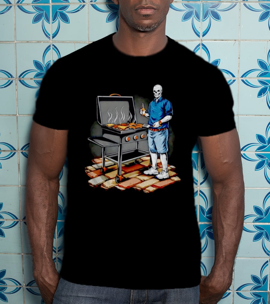Skeleton Grilling BBQ With Beer And Burgers T-Shirt