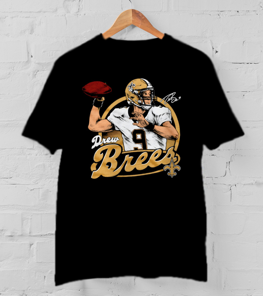Drew Brees New Orleans Saints Quarterback Number 9 Classic Sports Fan Collector's Item T-Shirt