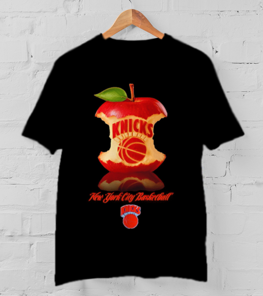 Knicks New York City Basketball Court Apple T-Shirt