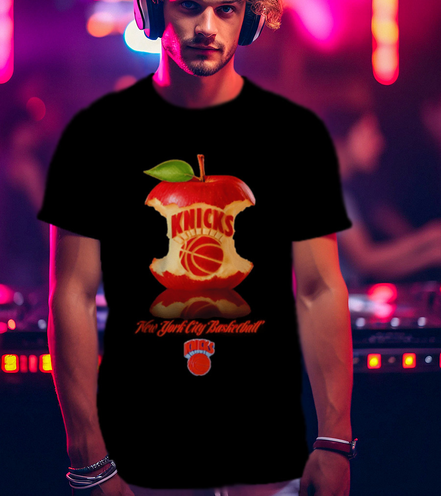 Knicks New York City Basketball Court Apple T-Shirt