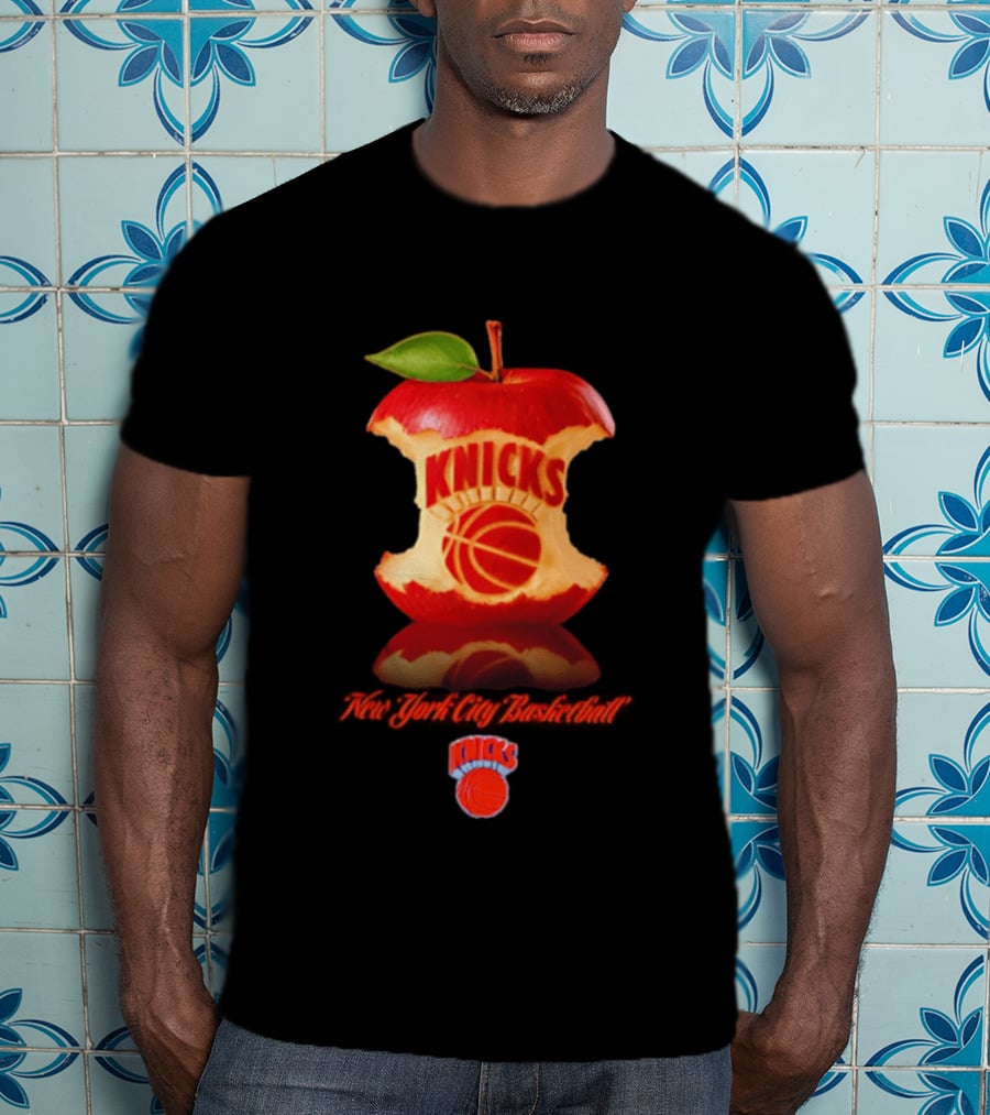 Knicks New York City Basketball Court Apple T-Shirt