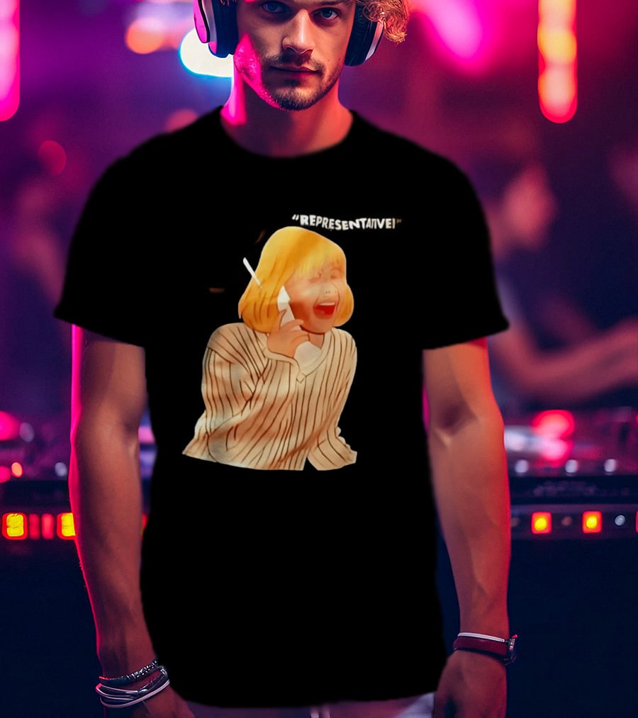 Casey Becker Scream Phone Scene Iconic Horror Movie T-Shirt