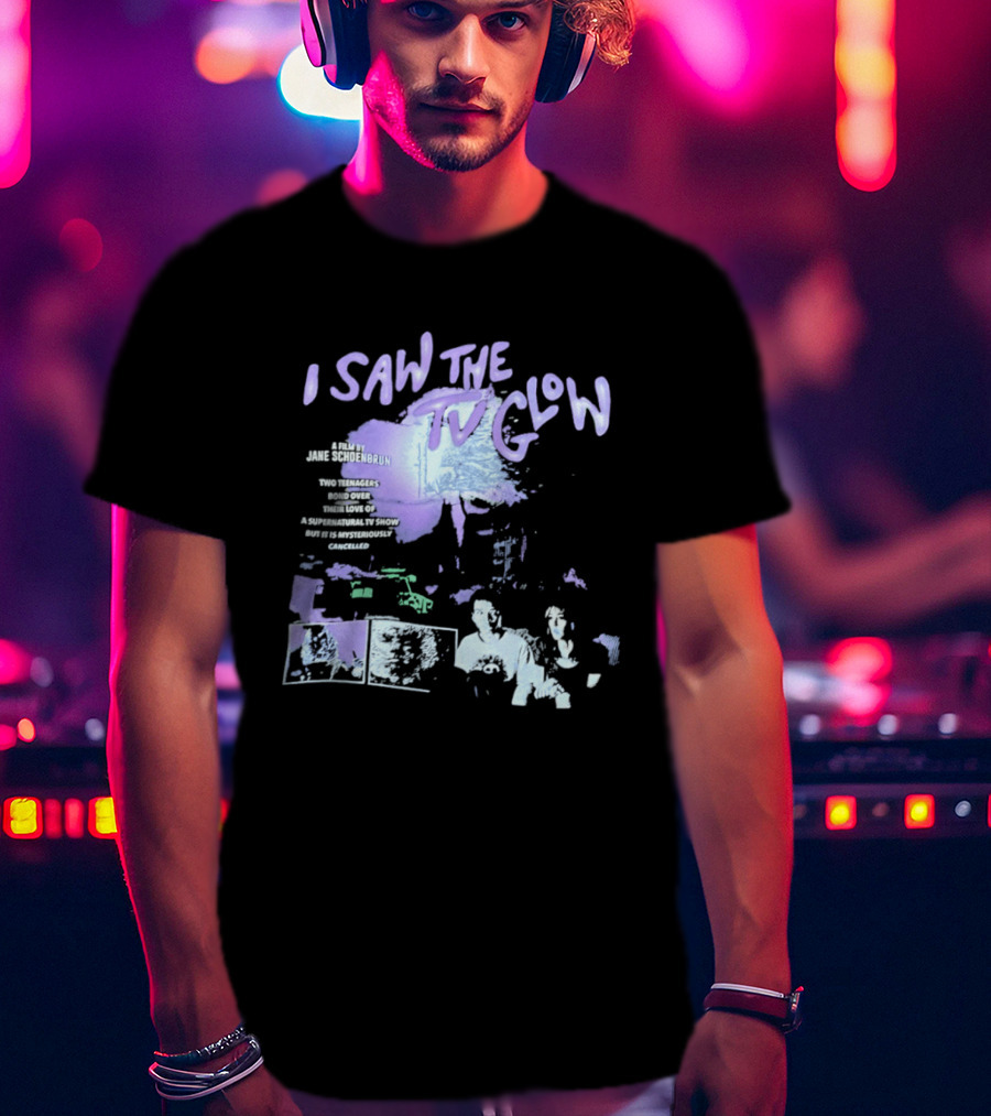 I Saw The TV Glow Two Teenagers Bond Over A Show Directed By Jane Schoenbrun T-Shirt