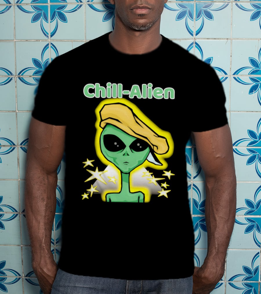 Chill Alien Beret Hat Stars Glow T-Shirt