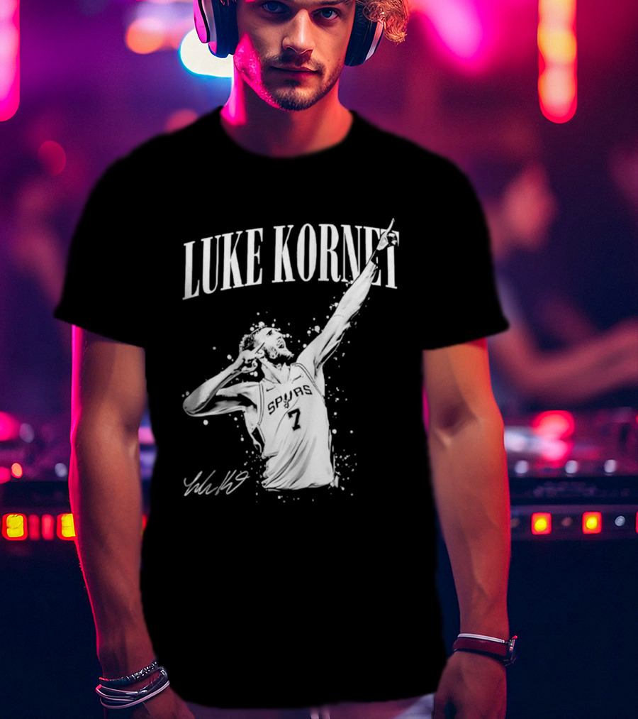 Luke Kornet San Antonio Basketball Number 7 Signature T-Shirt