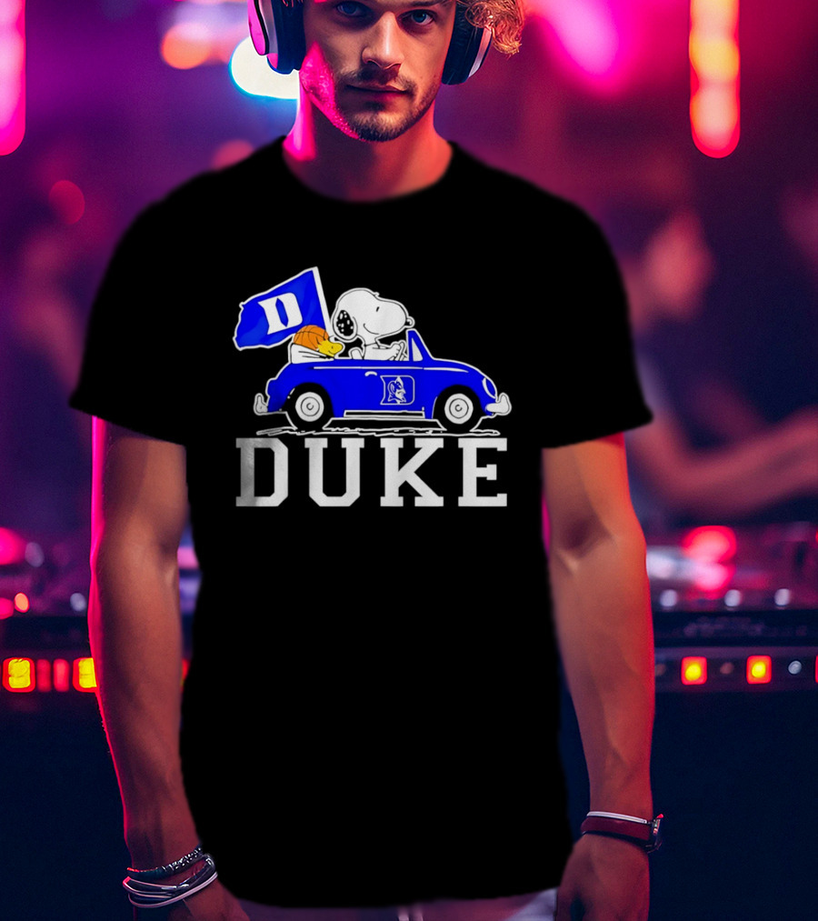 Snoopy And Woodstock Driving Duke Blue Car With Duke Blue Devils Flag T-Shirt