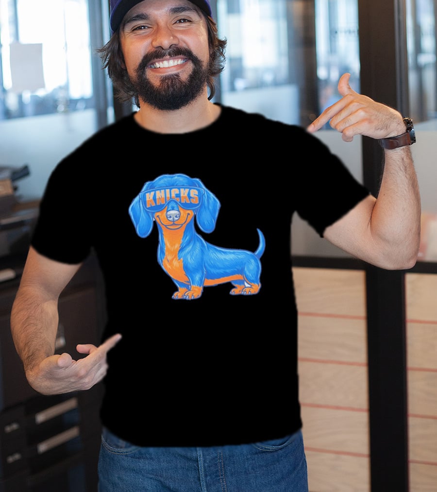 Knicks Dachshund Dog Cartoon Glasses T-Shirt