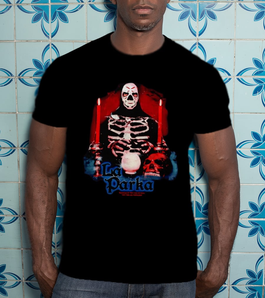 La Parka Lucha Libre Skeleton With Candles And Skull T-Shirt