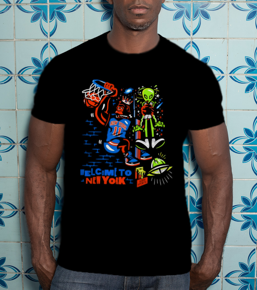 New York Knicks Gorilla Dunking With Alien Welcome To New York T-Shirt