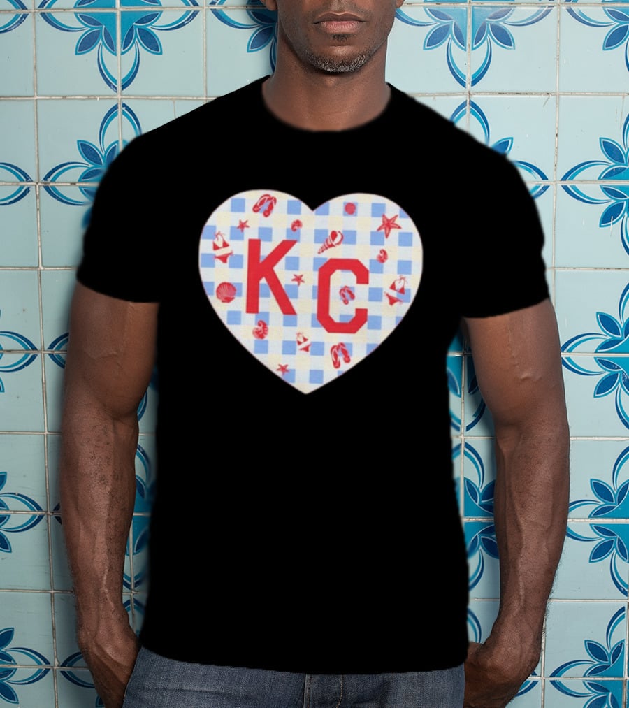 KC Heart Summertime Oatmeal Checkered Seashells And Starfish T-Shirt