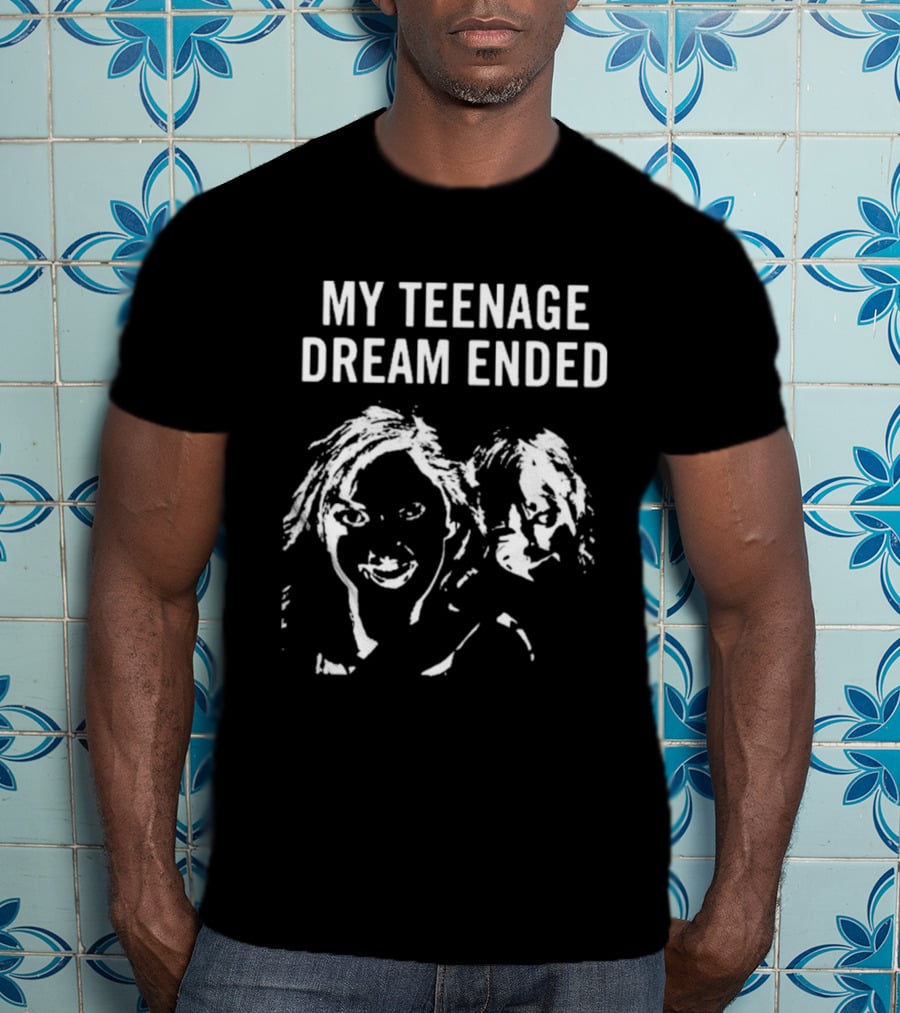 My Teenage Dream Ended Text And Sketch Faces T-Shirt