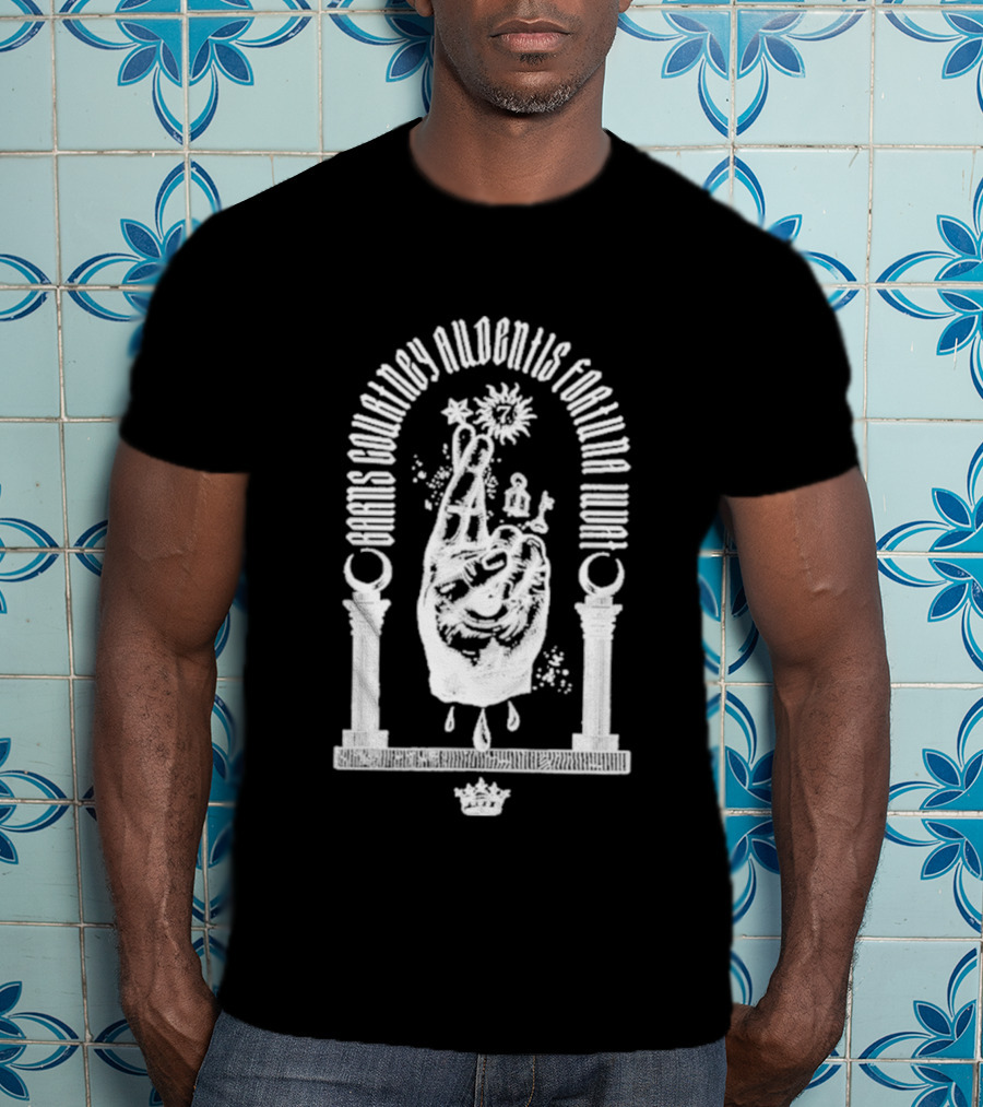 Barns Courtney Audentis Fortuna Iuvat Hand Symbol With Columns T-Shirt