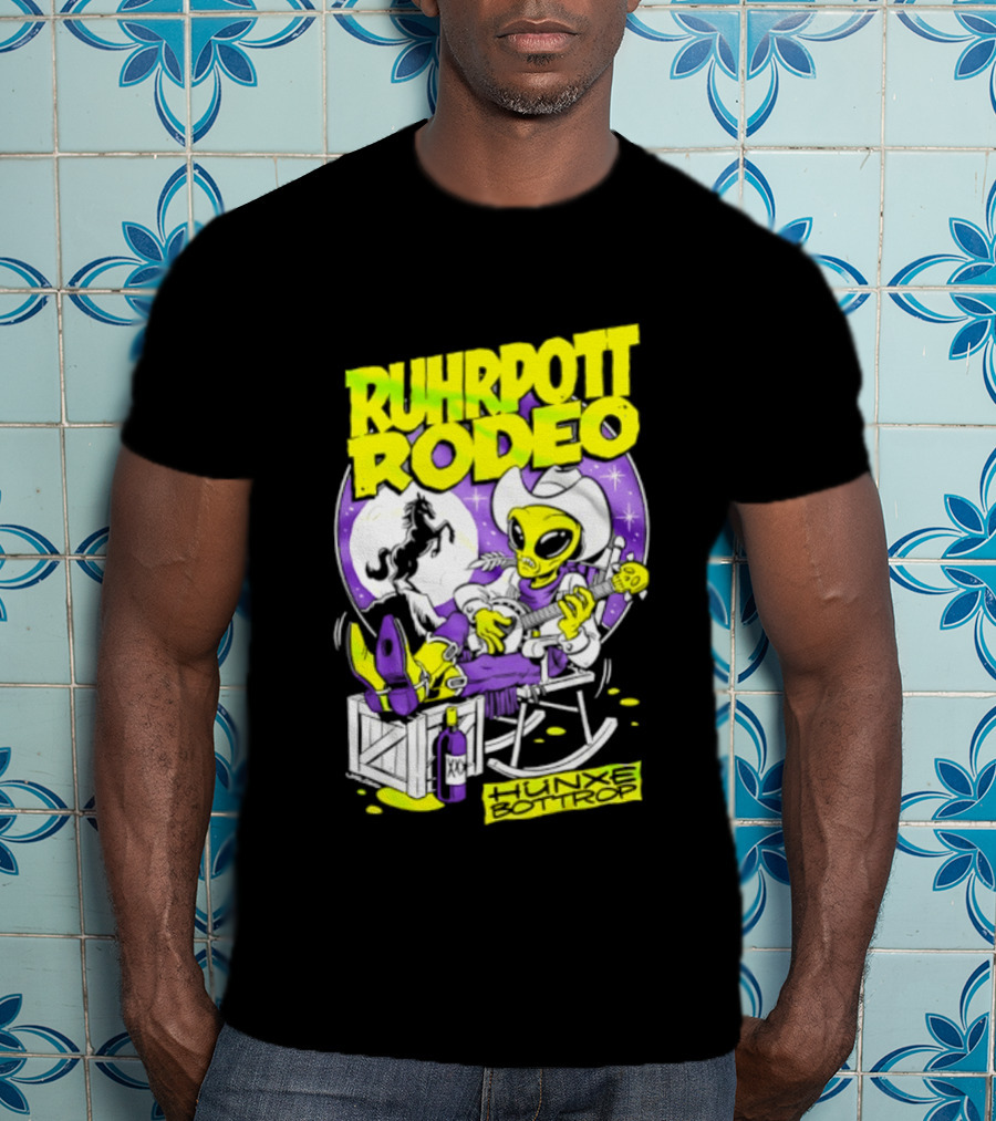 Ruhrpott Rodeo Hunxe Bottrop Extraterrestrial Banjo Player T-Shirt