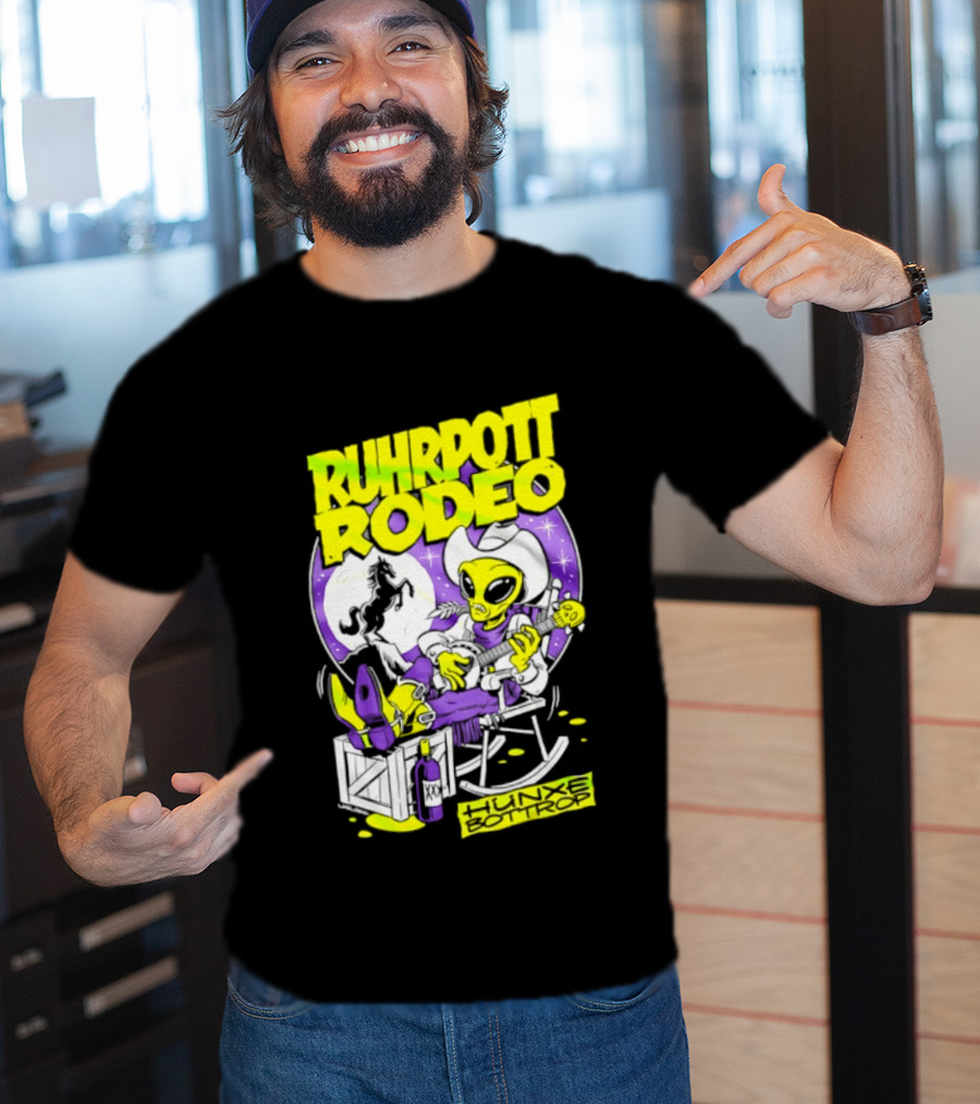 Ruhrpott Rodeo Hunxe Bottrop Extraterrestrial Banjo Player T-Shirt