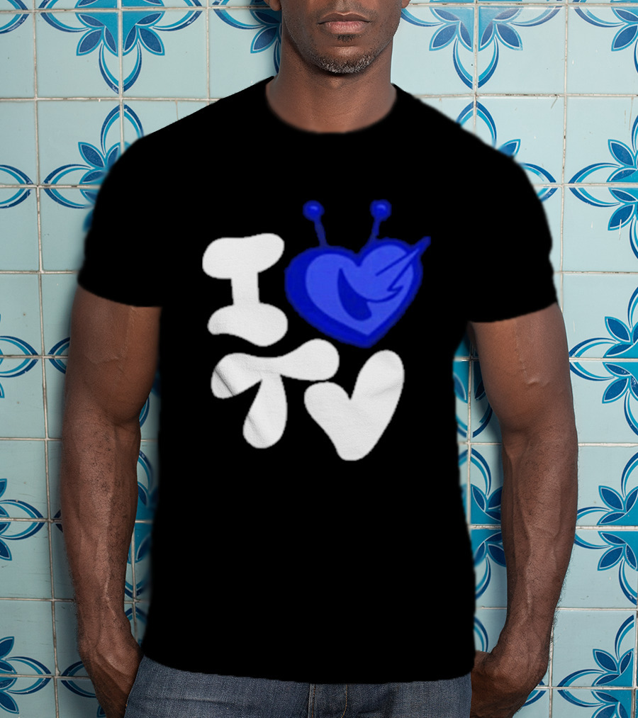 Paperboxmart I Love TV Blue Heart Antenna T-Shirt