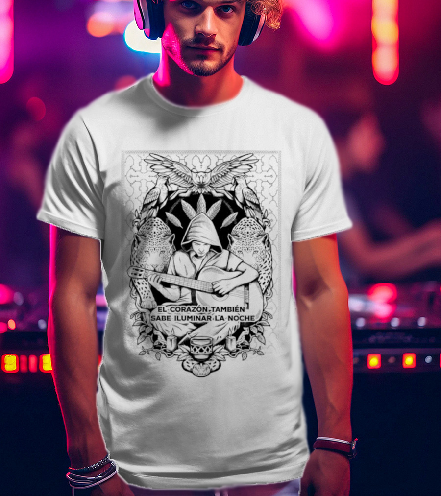 El Corazón También Sabe Iluminar La Noche Intricate Gothic Embrace T-Shirt