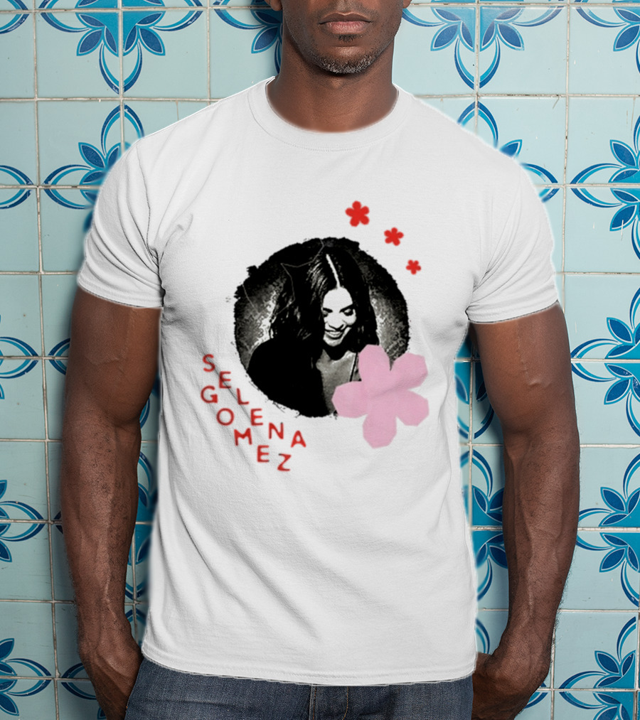 Selena Gomez Smile With Pink Paper Flower And Red T-Shirt